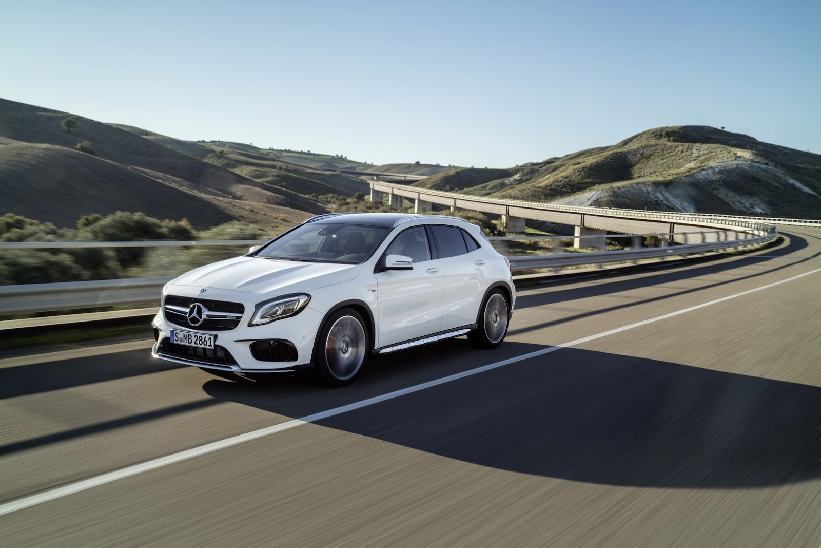 Mercedes-Benz Việt Nam triệu hồi GLA, CLA và A-class nhập khẩu để sửa lỗi dẫn động lái