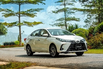 Toyota tung gói ưu đãi bán hàng và dịch vụ, tri ân khách hàng trong tháng 10