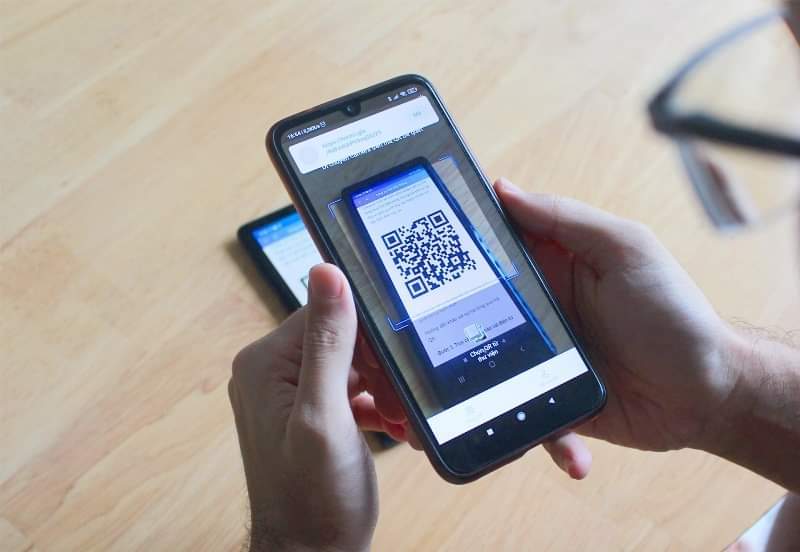 Phổ biến việc quét mã QR trong giai đoạn bình thường mới