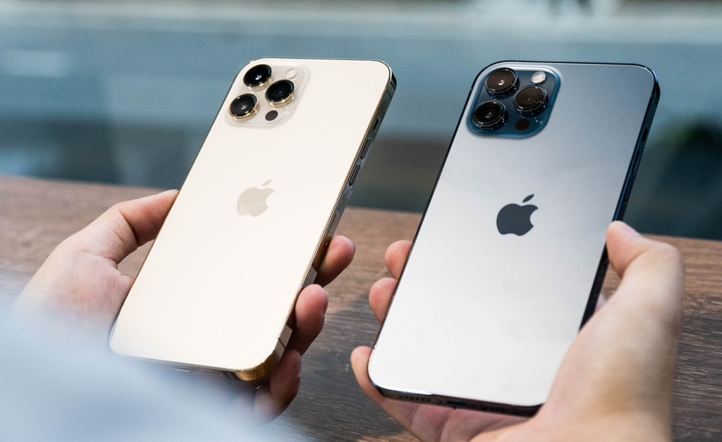 Apple giảm giá iPhone 12 lần cuối