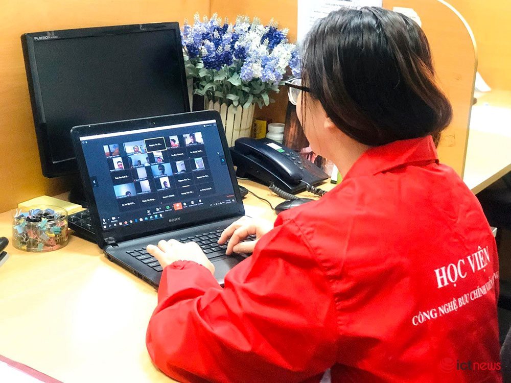 Học viện Công nghệ Bưu chính Viễn thông lần đầu khai giảng trực tuyến