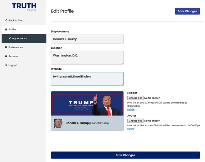 Mạng xã hội của ông Trump bị hack khi vừa ra mắt