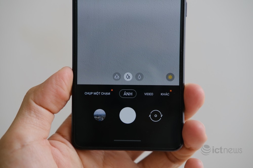 Mở hộp Galaxy A52s 5G: Thêm một lựa chọn smartphone tầm trung