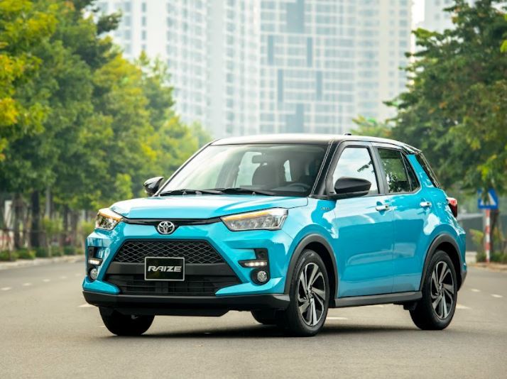 Toyota Raize giá 527 triệu đồng có gì cạnh tranh với Kia Sonet