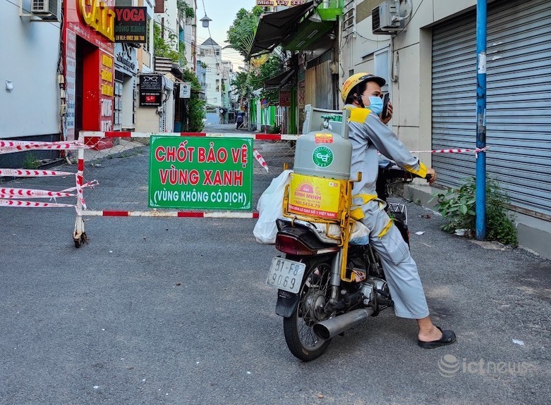 Nhu cầu tuyển dụng tài xế, shipper tăng mạnh