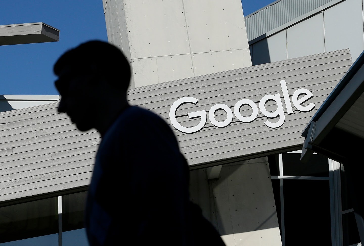 Google đánh sập mạng lưới đào tiền ảo của tin tặc