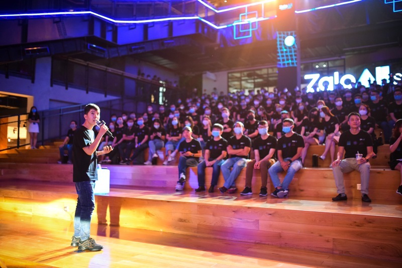 Chàng sinh viên năm cuối vô địch đấu trường Zalo AI Challenge 2021 với bài toán 5K phòng chống Covid-19