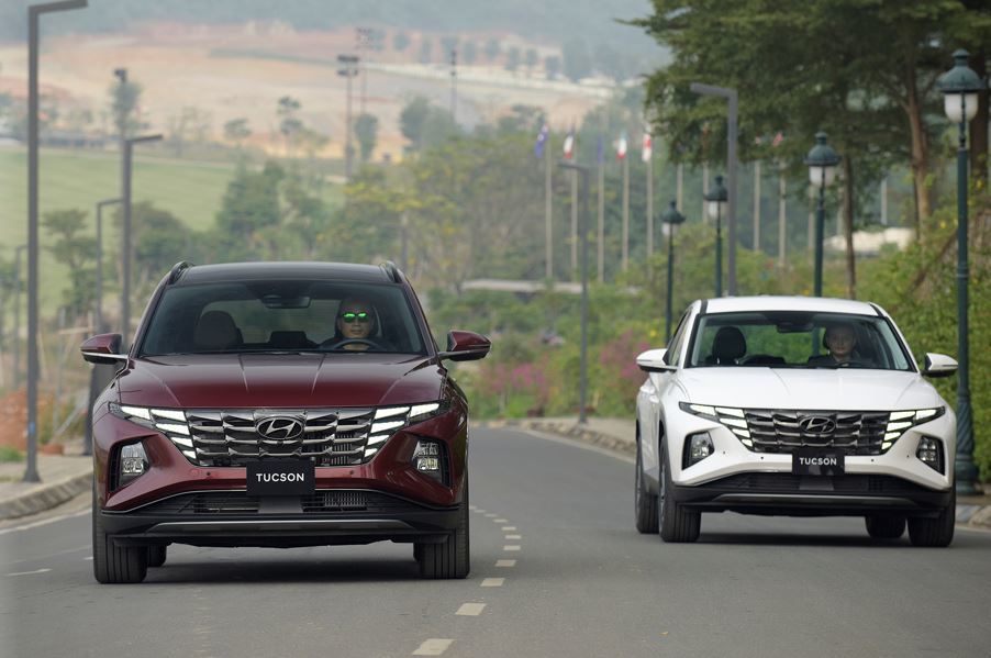 Hyundai Tucson 2022 chính thức ra mắt với giá bán từ  825 triệu đồng