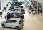Giá xe ô tô tăng mạnh dịp mua sắm Tết