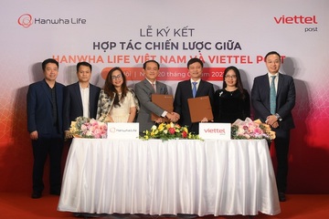 Hanwha Life Việt Nam và Viettel Post chính thức ký kết thỏa thuận hợp tác phân phối bảo hiểm