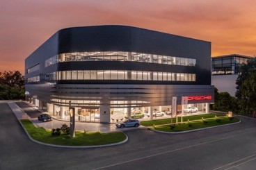 Trải nghiệm trung tâm Porsche Centre Sài Gòn hiện đại bậc nhất tại Việt Nam