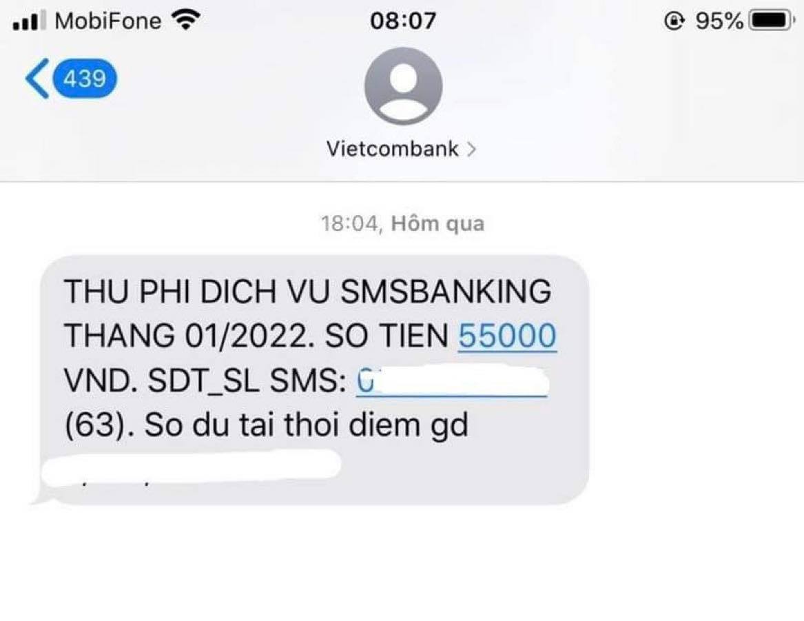 Ngân hàng tăng phí tin nhắn SMS, khách rủ nhau hủy dịch vụ