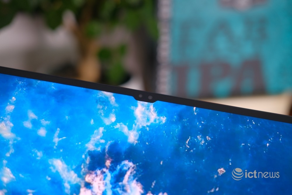 Hình ảnh Galaxy Tab S8 Ultra: Màn hình lớn, có bút S Pen