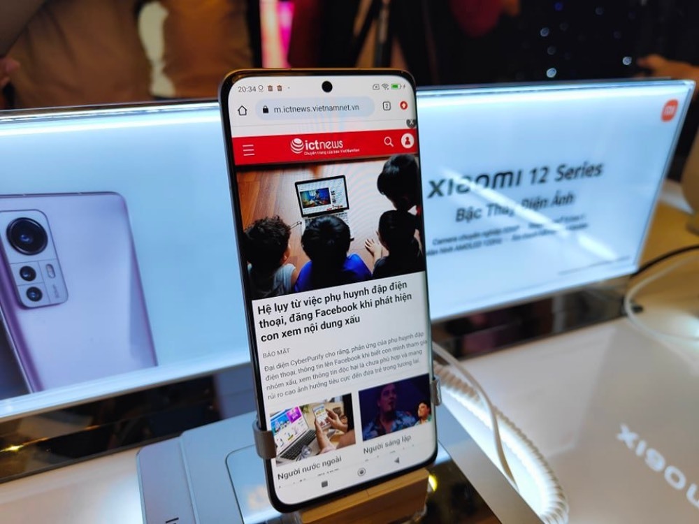 Loạt smartphone mới ra mắt tại Việt Nam