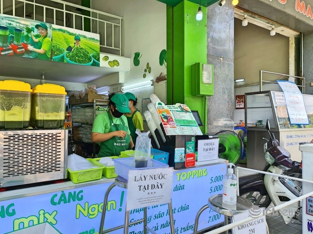 Vietnamese businesses on way to recovery after pandemic