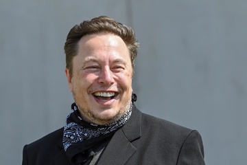 Thêm ngôi sao phản đối Elon Musk mua lại Twitter