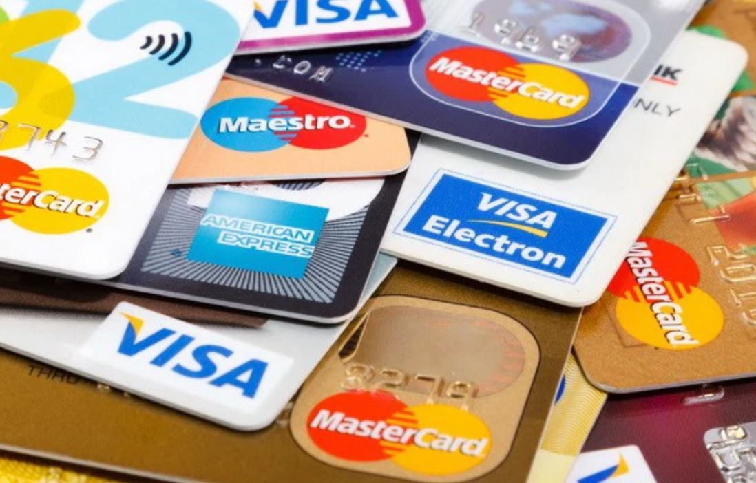 Thương mại điện tử, tín dụng tiêu dùng liên tục bị khiếu nại