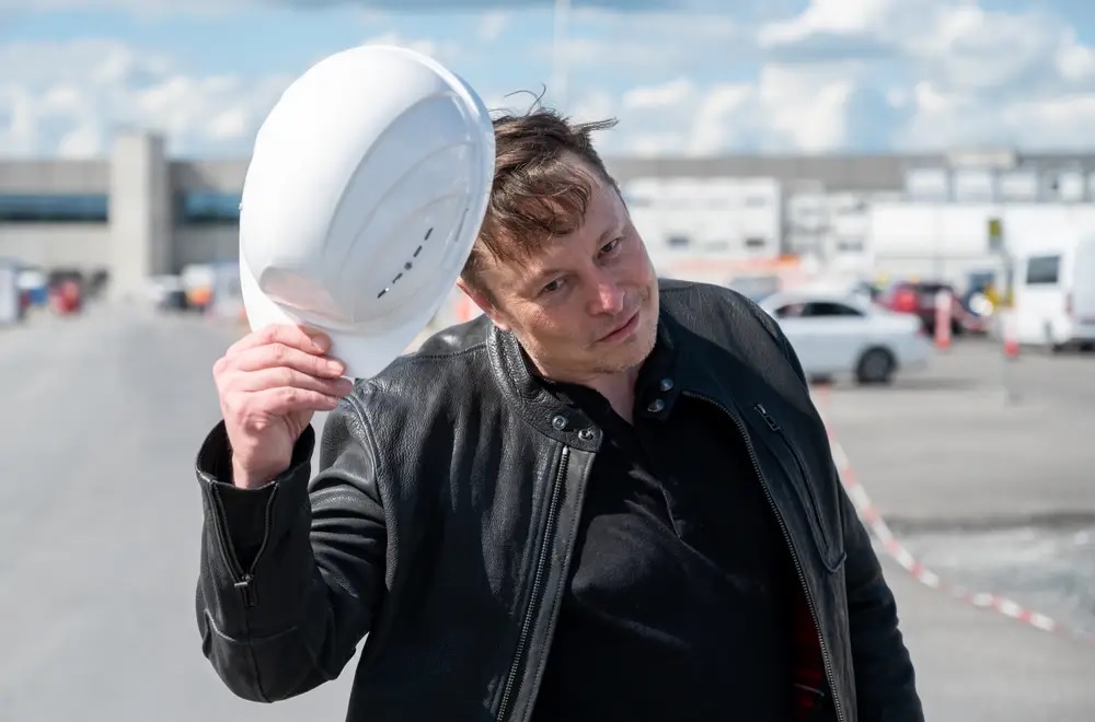 Đã có 150.000 người Ukraine dùng vệ tinh Internet của Elon Musk