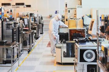 Chính phủ Anh can thiệp thương vụ mua nhà máy chip của công ty Trung Quốc