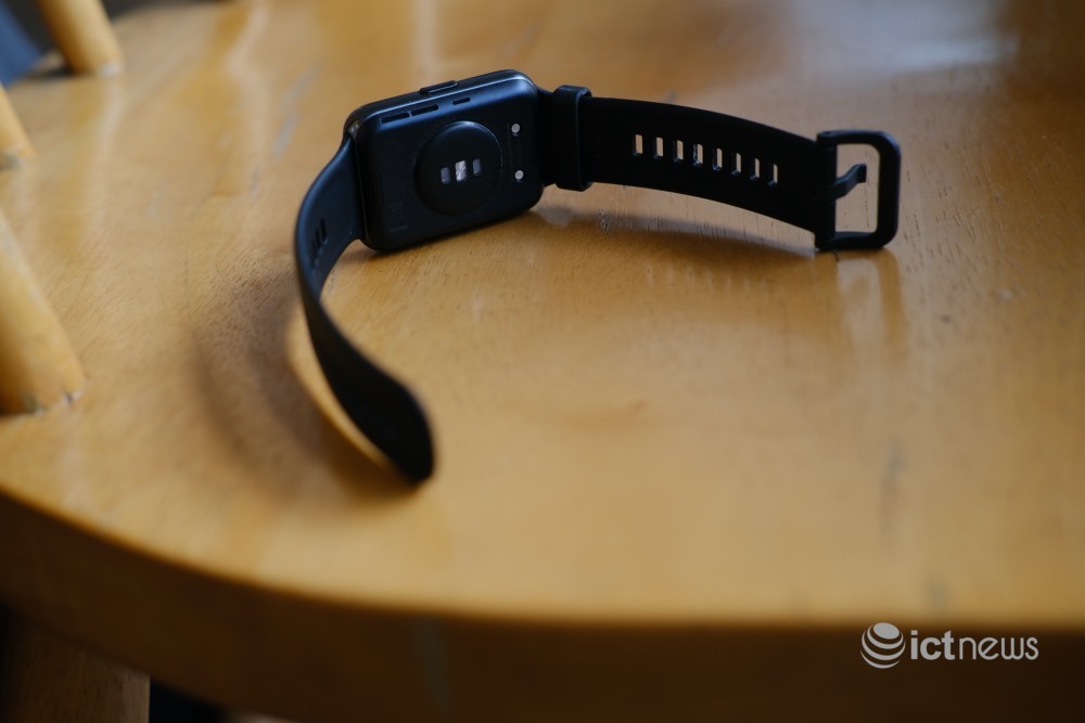 Trải nghiệm Huawei Watch Fit 2: Một chiếc đồng hồ tập luyện giá vừa phải