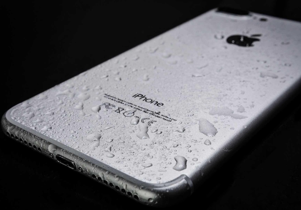 iPhone 11 có chống nước không