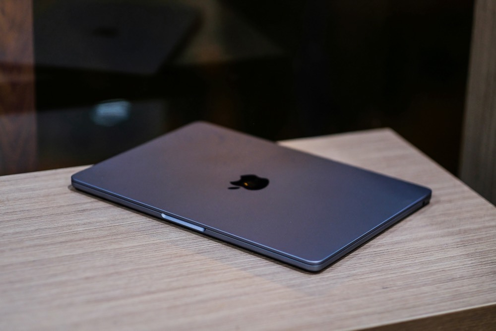 Thiết kế khác biệt, MacBook Air M2 'xách tay' về Việt Nam kỳ vọng sẽ tạo phân khúc mới trên thị trường