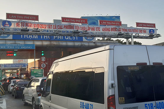 Khai trương dịch vụ thu phí điện tử không dừng tuyến cao tốc TP.HCM-Long Thành-Dầu Giây