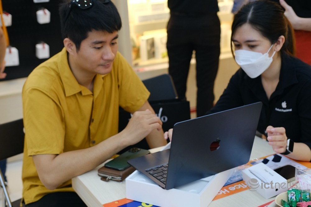 MacBook Air M2 chính thức mở bán tại Việt Nam
