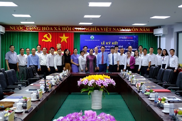 MobiFone ký kết thỏa thuận hợp tác chiến lược về chuyển đổi số với UBND tỉnh Vĩnh Long