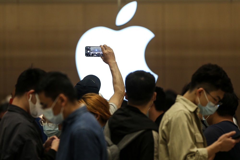 Vì sao Apple không thể bỏ Trung Quốc?