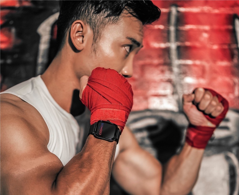 Hệ thống phòng gym ở Việt Nam ra thiết bị đeo sức khoẻ riêng