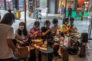 96% người Trung Quốc dùng smartphone mua sắm online