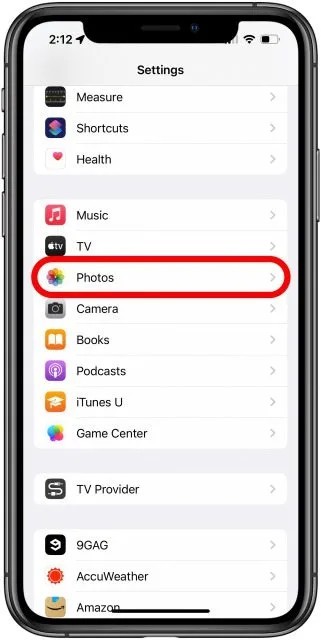 Hướng dẫn tạo thư viện chia sẻ ảnh tự chọn trên iOS 16
