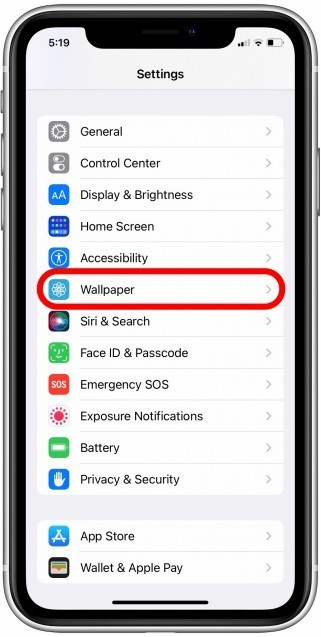 Cài đặt màn hình khóa iOS 16 ở đâu?