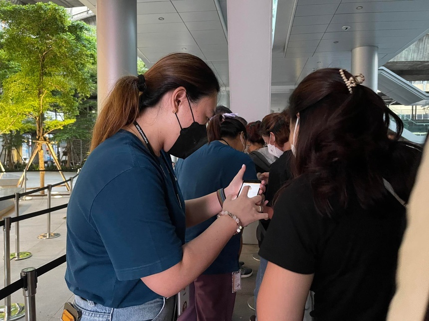 Lý do Apple Store không cho xếp hàng mua iPhone 14